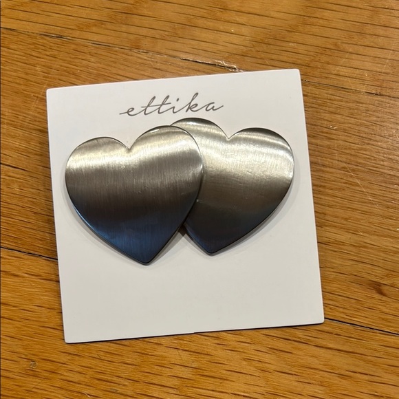 Ettika Silver Heart Earrings - Picture 1 of 2